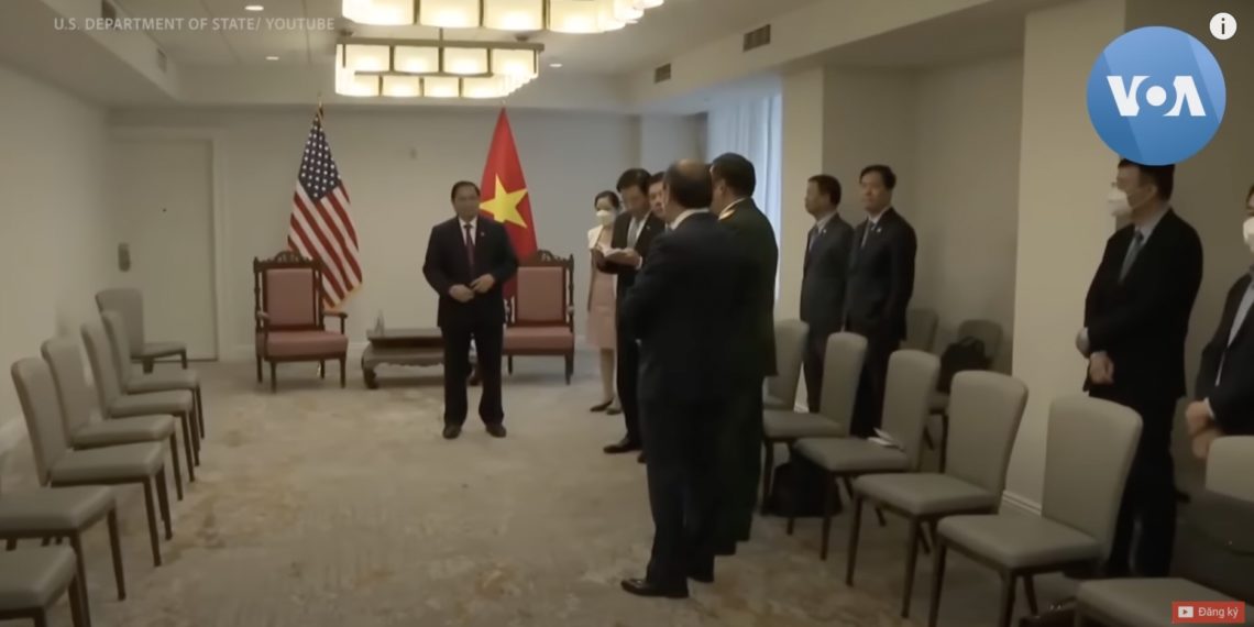 Previously censored VOA Vietnamese Service video restored – screenshot 2022-12-10 at 9.57.56 PM